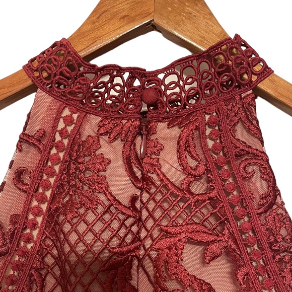 True Decadence Asos Lace‎ Halter Peplum Hi-Lo Hem Pencil Dress in Berry Size 8 - Picture 7 of 7